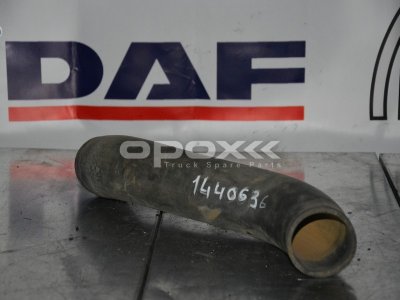 Купить 1440636g в Москве. Патрубок охлаждения радиатора нижний D=60mm, L=530mm DAF
