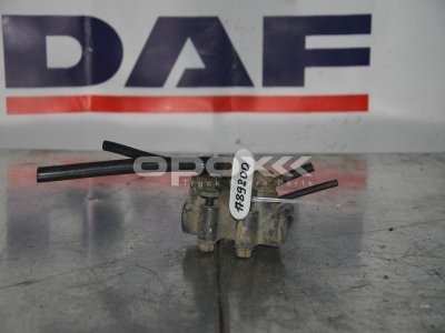 Купить 1789800g в Москве. Распределитель тормозных сил DAF XF105