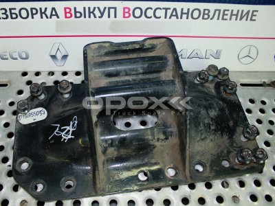 Купить 81412055057g в Москве. Кронштейн крепления траверсы КПП левый MAN