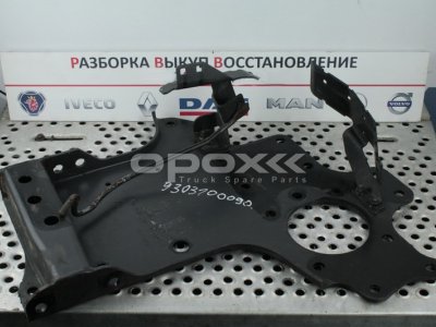 Купить 9303100090g в Москве. Кронштейн усилителя переднего бампера левый Mercedes